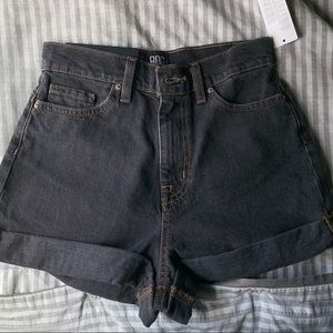 BDG Urban Outfitters Black Hi-Rise Jean Mom Shorts